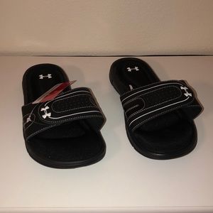Under Armour Slides- size women’s 10 - Black/White